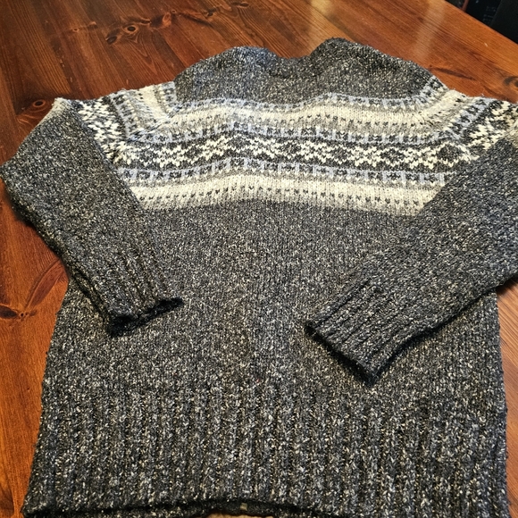 One on One Nordic cardigan sweater. Grey. Size small. Women's. - Picture 4 of 4